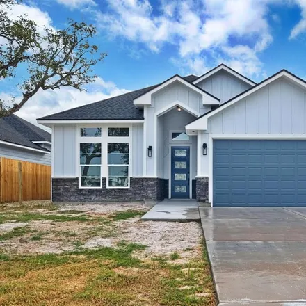 Buy this 3 bed house on 622 Redwood Avenue in Aransas County, TX 78382