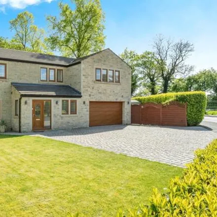 Buy this 5 bed house on The Sycamores in Highfields, DN5 7UH