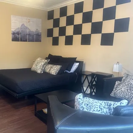 Rent this 1 bed apartment on Escondido