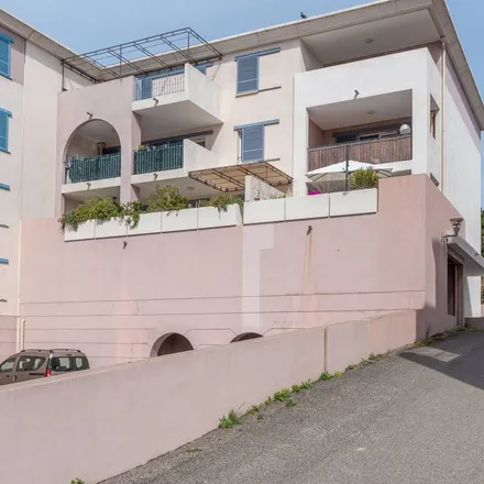 Image 8 - 20220 L'Île-Rousse, France - Apartment for rent