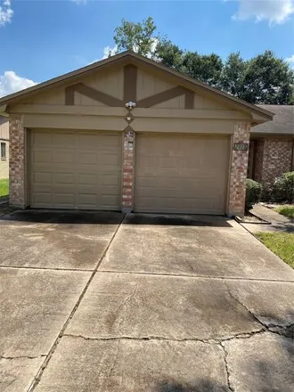 Rent this 3 bed house on 2815 W Birchdale Dr in Missouri City, Texas