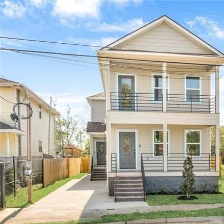 Buy this 6 bed house on 1227 Tupelo Street in Lower Ninth Ward, New Orleans
