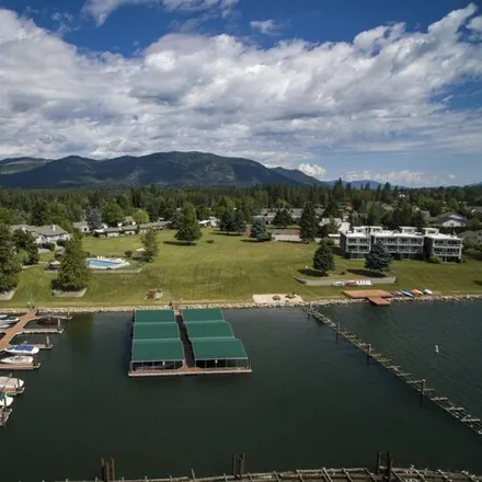 Buy this 3 bed condo on 1385 Westwood Drive in Sandpoint, ID 83864