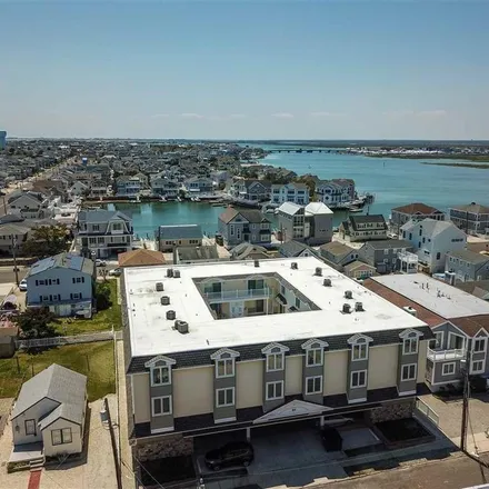 Buy this 3 bed condo on 317 83rd Street in Stone Harbor, Cape May County