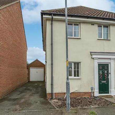 Buy this 3 bed house on 21 Harpers Way in Tendring, CO16 8BQ