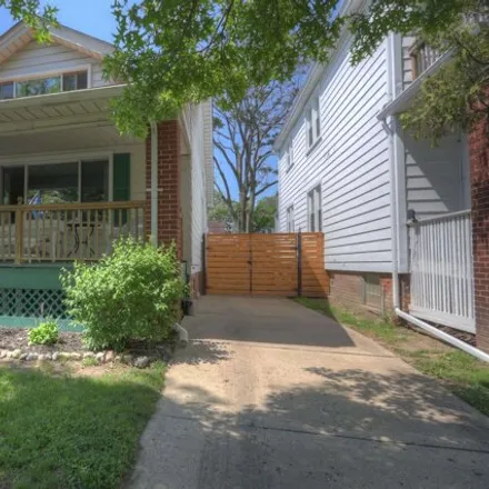 Buy this 3 bed house on 1373 Maryland Street in Grosse Pointe Park, MI 48230