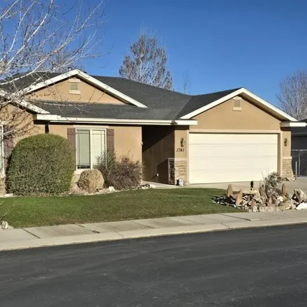 Image 2 - 1745 North Cypress Lane, Cedar City, UT 84721, USA - House for sale