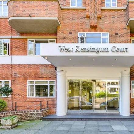 Rent this 3 bed apartment on West Kensington Court in Edith Villas, London