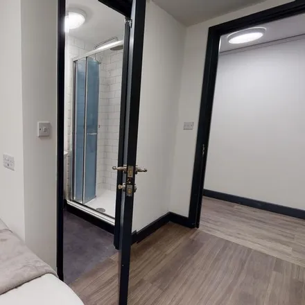 Rent this studio apartment on NCP Multi Storey in Chapel Street, Luton