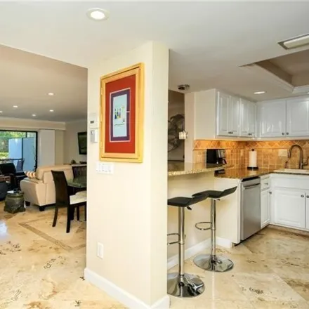 Image 4 - 1996 Gulf Of Mexico Drive, Longboat Key, Sarasota County, FL 34228, USA - Condo for sale