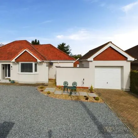 Buy this 4 bed house on Station Road in Hutton Cranswick, YO25 9QZ