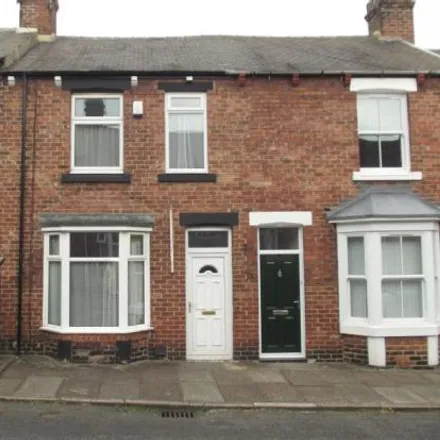 Rent this 5 bed townhouse on 19 Mistletoe Street in Viaduct, Durham