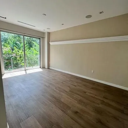 Rent this 3 bed townhouse on 3035 Elizabeth Street in South Bay Estates, Miami