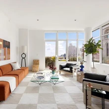Buy this 3 bed condo on The Hendrik in 3rd Avenue, New York