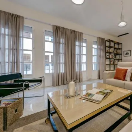 Rent this 2 bed apartment on Oficina de Correos in Avenida de la Constitución, 32