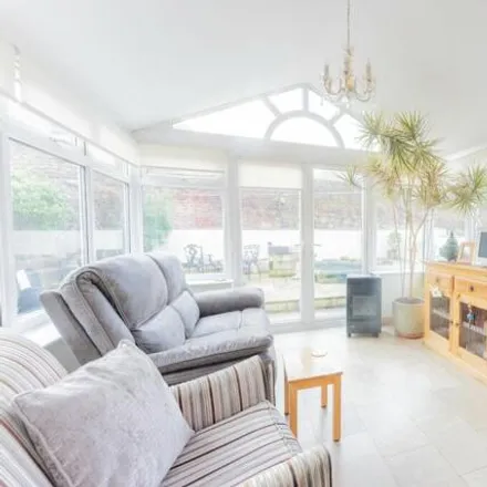Image 7 - Birkett Road, West Kirby, CH48 5HS, United Kingdom - House for sale