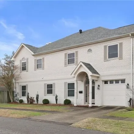 Buy this 3 bed townhouse on 421 Carrollton Avenue in Oak Ridge Park, Metairie