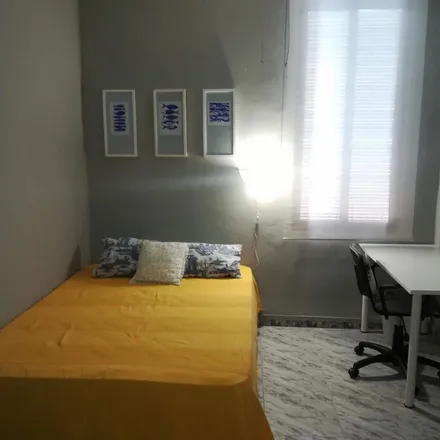Rent this 5 bed apartment on Calle Cristóbal de Augusta in 41005 Seville, Spain
