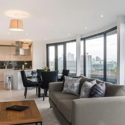 Image 1 - Marshgate House, 6 Bromehead Street, St. George in the East, London, E1 2PQ, United Kingdom - Apartment for rent