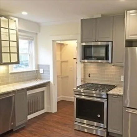 Image 3 - 44 Nonantum Street, Boston, MA 02135, USA - Apartment for rent