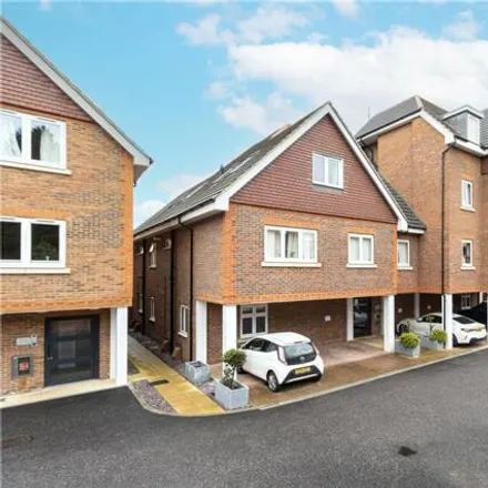 Buy this 2 bed apartment on Eleanor House in London Road, St Albans