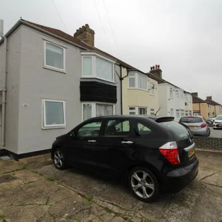 Rent this 3 bed duplex on Westbrooke Road in Crook Log, London