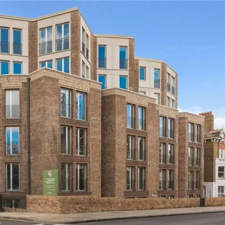 Image 3 - St Andrews school, Arkwright Road, London, NW3 6BG, United Kingdom - Apartment for rent
