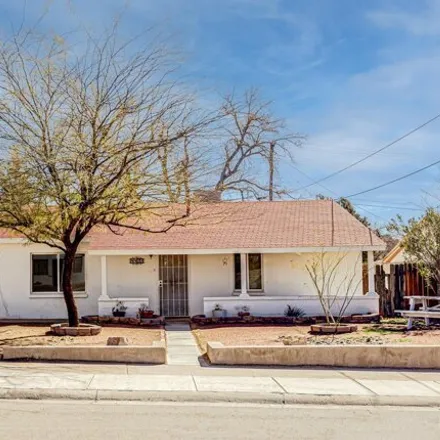 Buy this 3 bed house on 1122 Gardner Avenue in Las Cruces, NM 88001