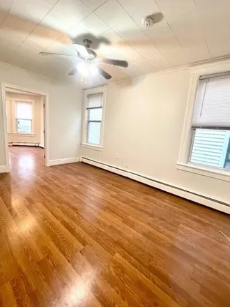 Image 7 - 75 Winfield Avenue, Jersey City, NJ 07305, USA - Apartment for rent