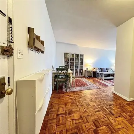 Image 9 - 3135 REAR Johnson Avenue, New York, NY 10463, USA - Apartment for sale