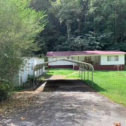 Image 1 - 958 Chloe Road, Pikeville, KY 41501, USA - House for sale