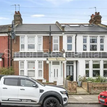 Buy this 3 bed townhouse on Brampton Road in London, N15 3SX