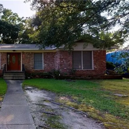 Rent this 3 bed house on 398 Grafhill Drive in Mobile, AL 36606