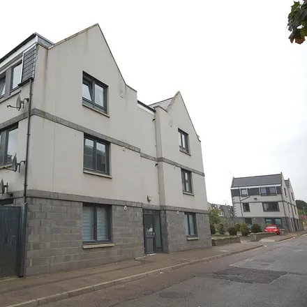 Rent this 1 bed apartment on Royal Masala Tandoori in 5 Elmbank Terrace, Aberdeen City