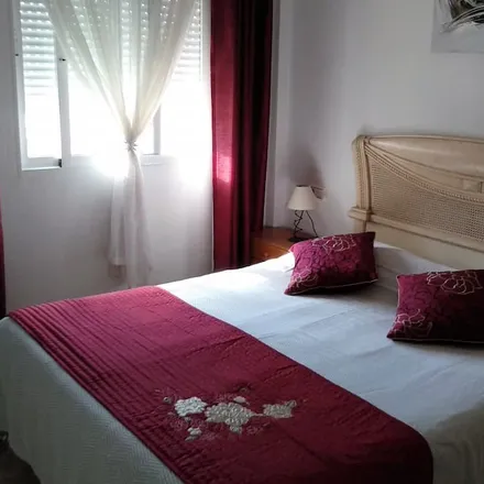 Rent this 3 bed house on 03177 San Fulgencio