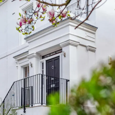 Buy this 5 bed house on Phillimore Terrace in Allen Street, London