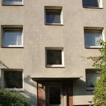 Rent this 3 bed apartment on Niemannstraße 34b in 21073 Hamburg, Germany