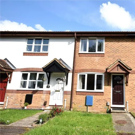 Rent this 2 bed townhouse on Oat Close in Stoke Mandeville, HP21 9LN