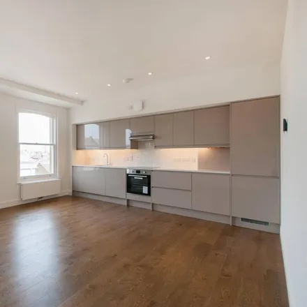 Rent this 2 bed apartment on Burlington Mews in London, W3 6EB