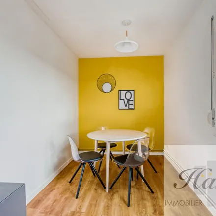 Rent this 3 bed apartment on 7 Rue Léon Blum in 80000 Amiens, France