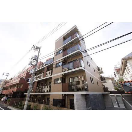 Rent this studio apartment on cincin Kagurazaka in Okubo-dori Avenue, Tsukudocho