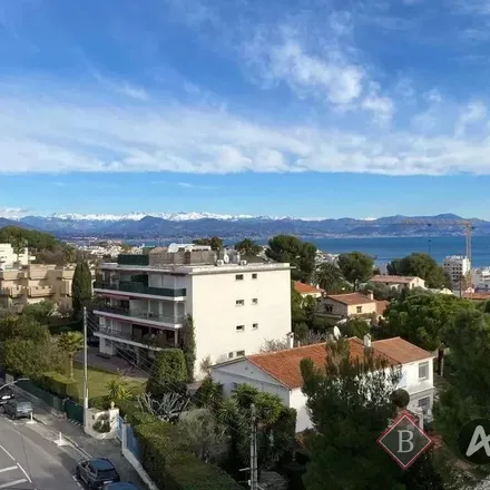 Image 1 - 20 Avenue Docteur Fabre, 06160 Antibes, France - Apartment for rent