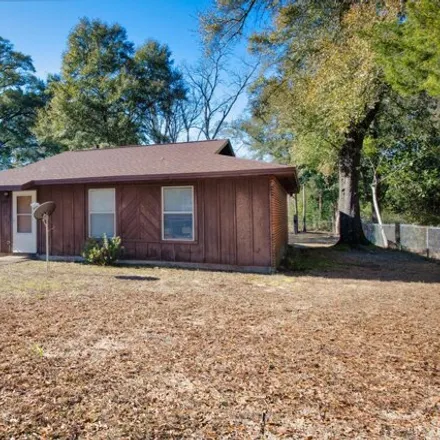 Buy this 3 bed house on 520 Walnut Avenue West in Crestview, FL 32536