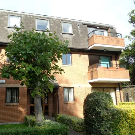 Rent this 2 bed apartment on Park Road in Peterborough, PE1 4DW