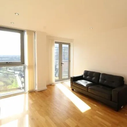 Buy this 2 bed apartment on City Island in Aire Valley Towpath, Leeds