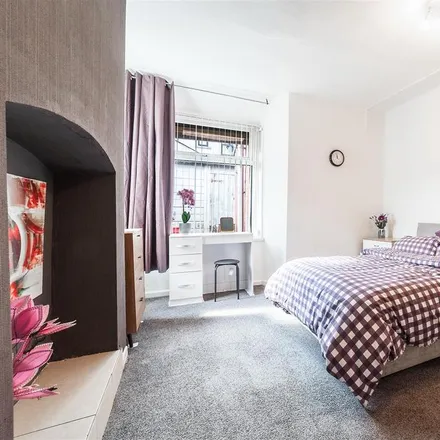 Rent this 1 bed room on Sandringham Road in Darwen, BB3 0BL