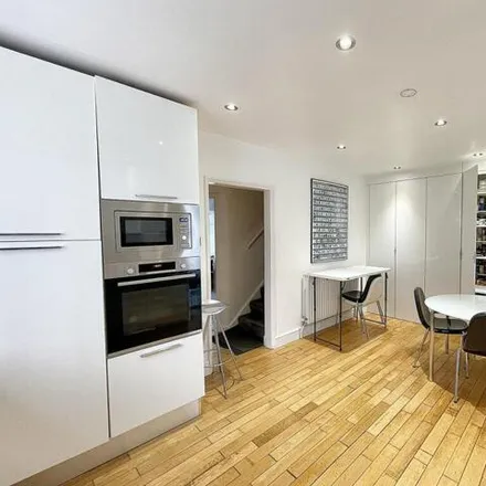 Image 7 - Bushey Avenue, London, BR5 1EP, United Kingdom - Duplex for sale