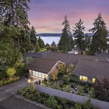 Buy this 5 bed house on Meydenbauer Place in Bellevue, WA