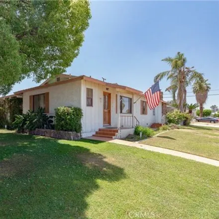 Buy this 4 bed house on 523 Leland Avenue in Bakersfield, CA 93304