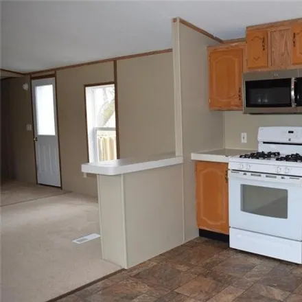 Image 9 - 929 Reserve Avenue, Thief River Falls, MN 56701, USA - Apartment for sale